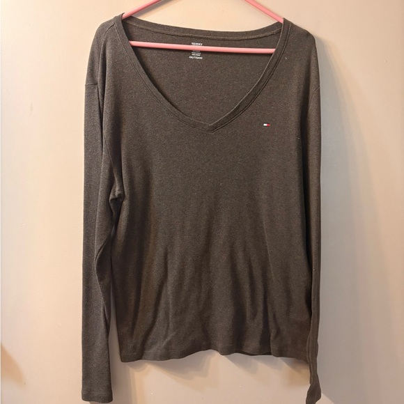 Tommy Hilfiger Tops - Tommy Hilfiger Women's Brown V-Neck Long Sleeve Top Size XXL